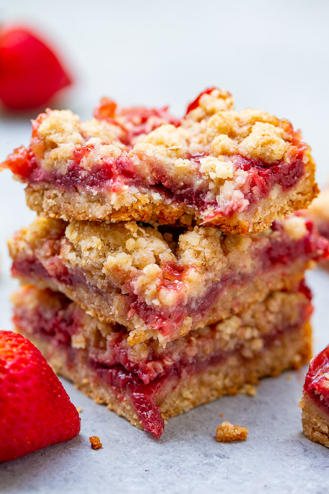 Easy Strawberry Oat Crumble Bars: Your Perfect Year-Round Treat